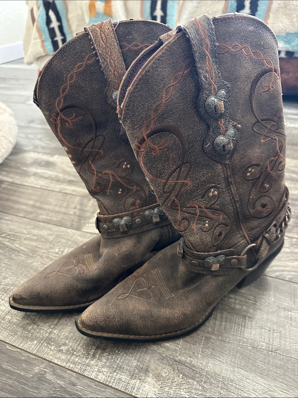 Women Durango Crush Brown Embroidered Western Heeled Boots